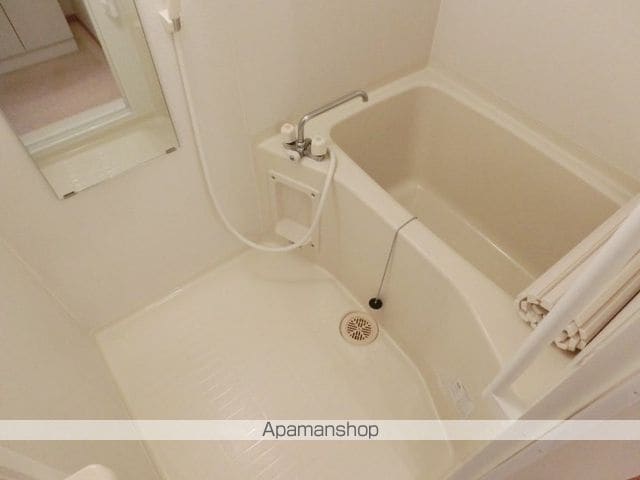 マーサジュネスIIの内装写真