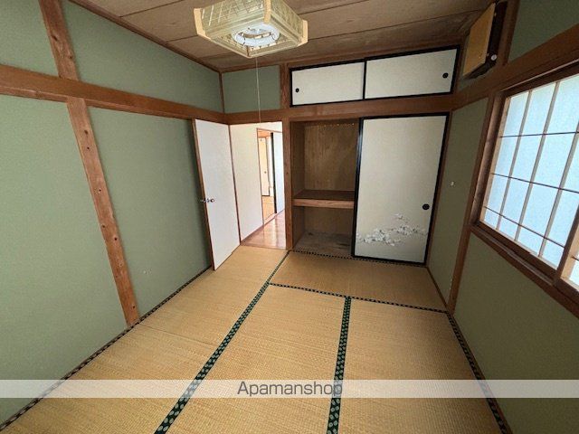 鶴沢貸家1号棟の内装写真