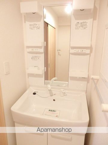 ノーブル 川内 III番館の内装写真