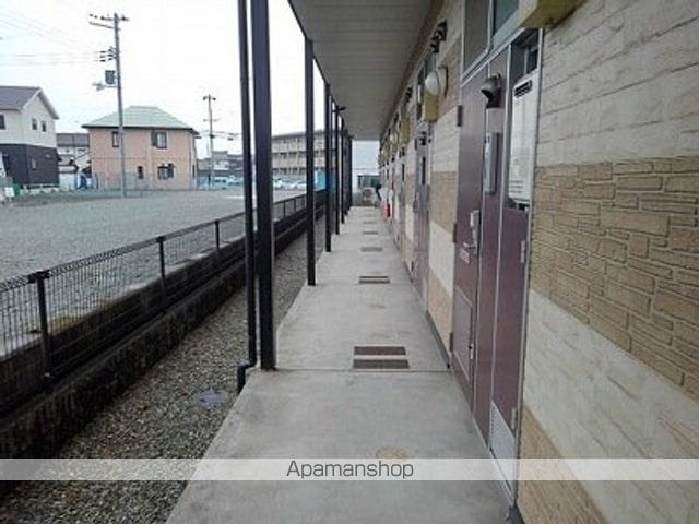 レオパレス中浜の玄関写真