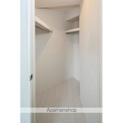 グランクリュ新宿御苑[1LDK/41.56m2]の収納