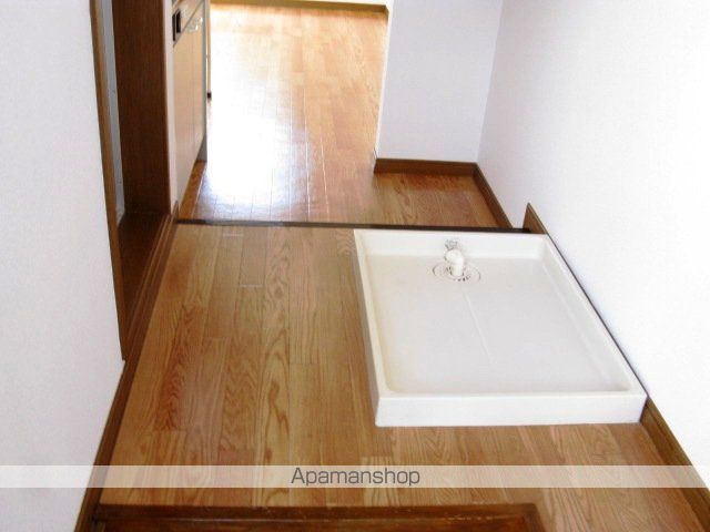 プチグレイス塚口弐番館の内装写真