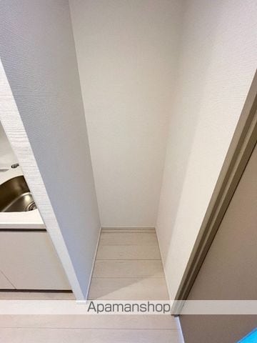ワンルーフレジデンス台東根岸の内装写真