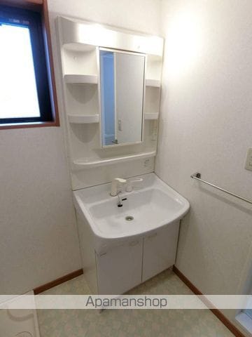 ウィスタリア5の内装写真