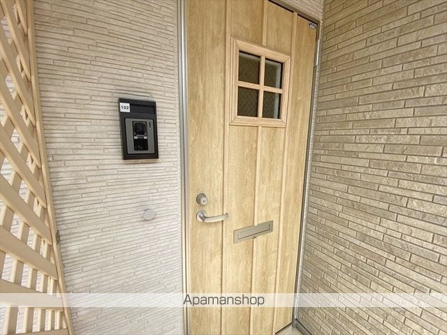 ウェルヴィレッジIVの玄関写真