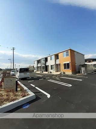 リュート[1LDK/50.96m2]の駐車場