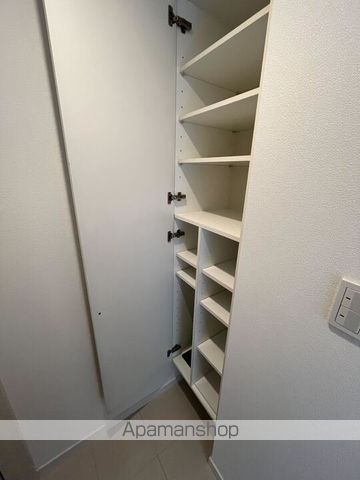 アーバンフラッツ池袋プレミアムの内装写真