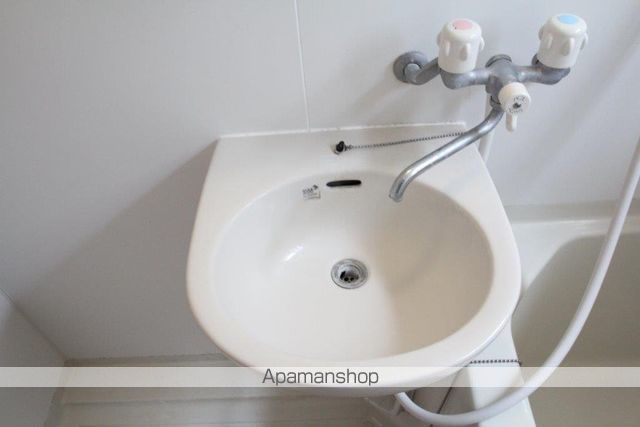アイランド岡町の内装写真