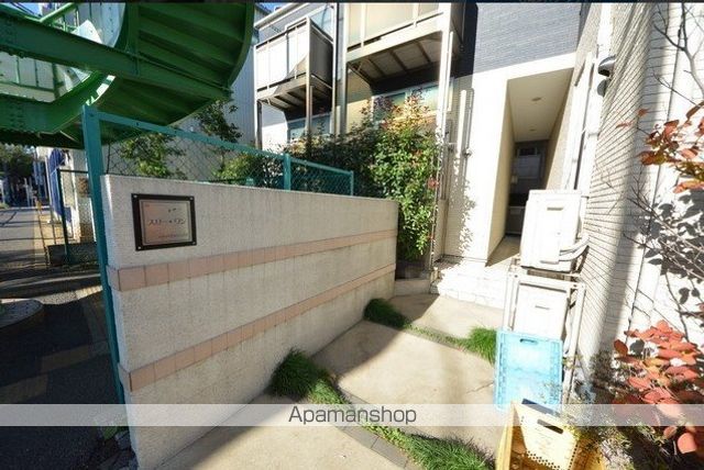 スリーワンの玄関写真