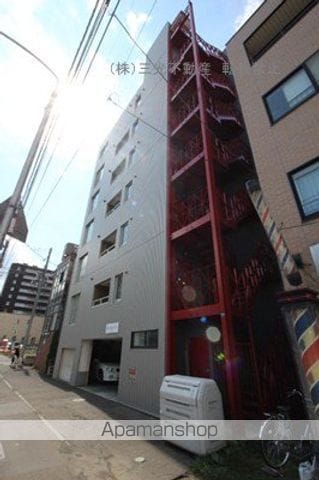 リズム医大前の外観写真