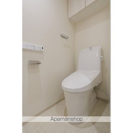 コンフォリア・リヴ横浜平沼[1K/21.01m2]のトイレ