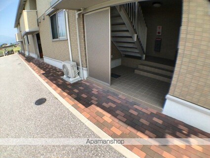 メルベーユ川崎[1LDK/47.66m2]のエントランス4
