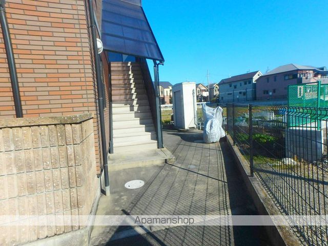 アムール ローラスの玄関写真