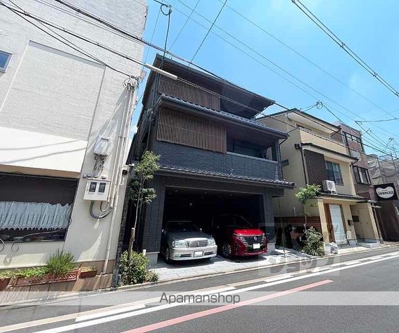 フロンテージ堺町御門の外観写真