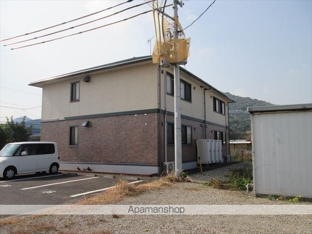 パンシオン回生A棟の外観写真
