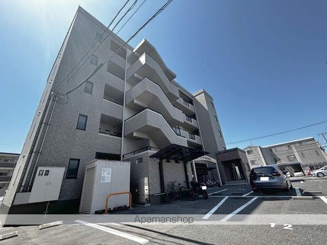 ノーブル西長瀬の外観写真