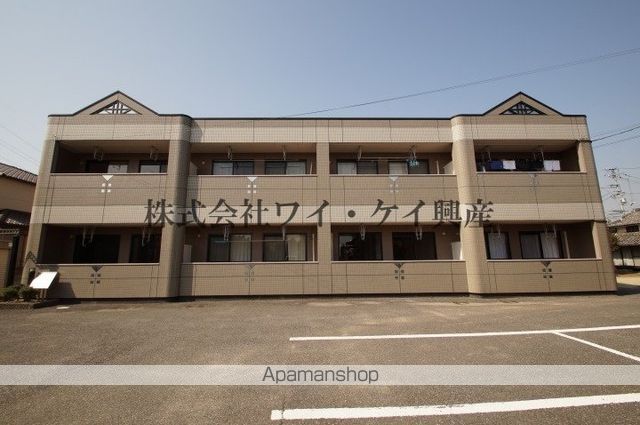 フラワーバスケットの玄関写真