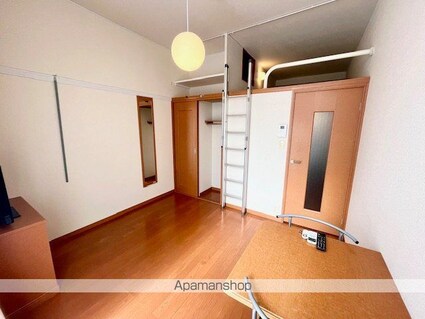 レオパレスミーティア[1K/20.28m2]のリビング・居間1