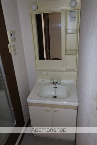 レピュート金山新の内装写真