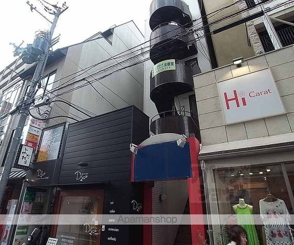 FORUM四条烏丸の外観写真