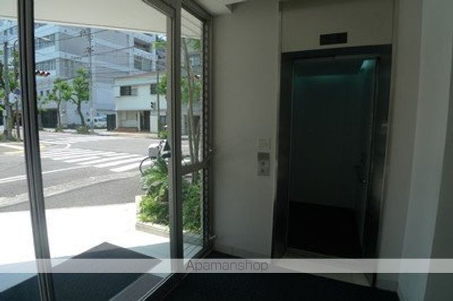 VENT BLANCヴァン・ブランの玄関写真