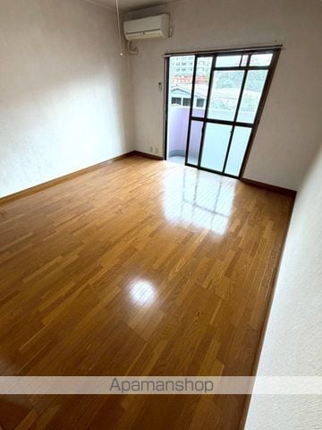 アベニュー小松の内装写真