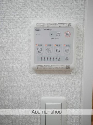 ララプレイス大阪ウエストゲートの内装写真