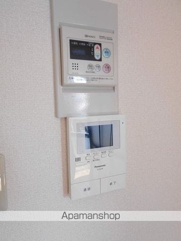 シャンボール角谷IIB棟の内装写真
