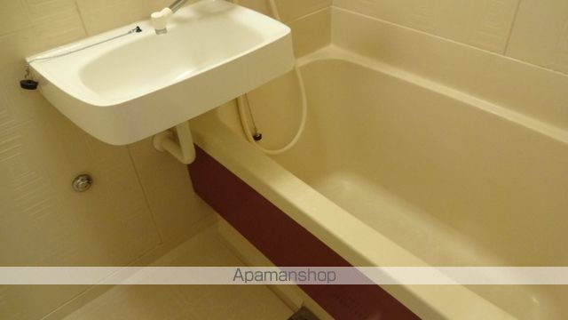 ロータリーマンション平代町の内装写真