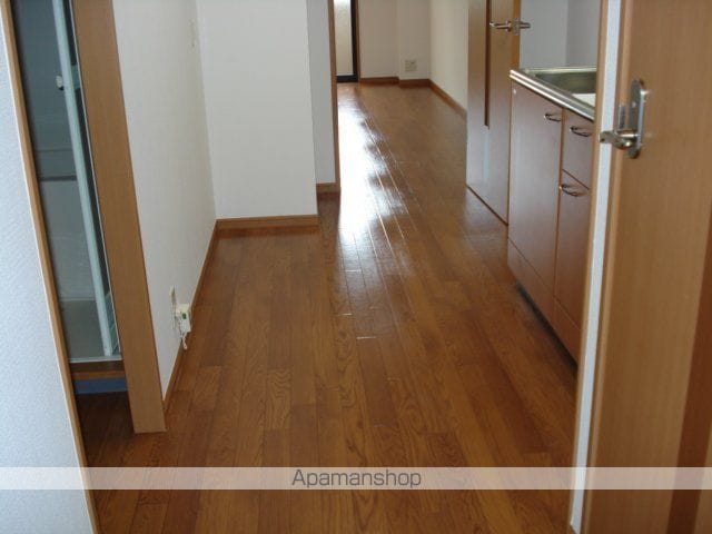 クレストールの内装写真