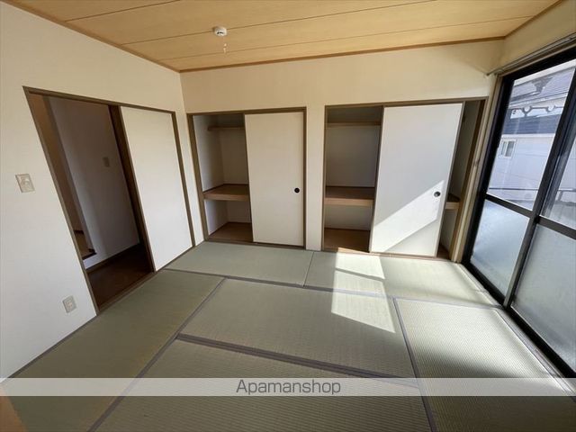 ハイカムール庭井の内装写真