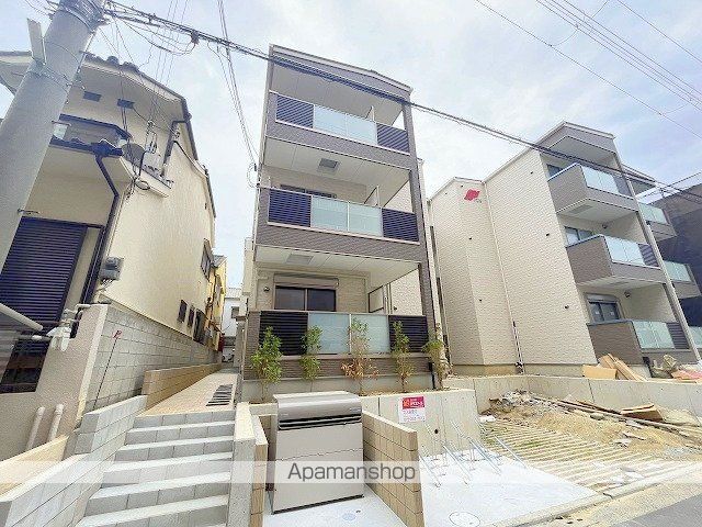 イリス香ヶ丘の外観写真