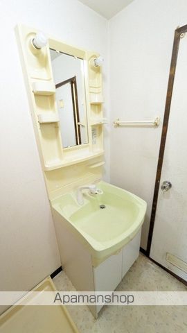 エタニティーIIの内装写真