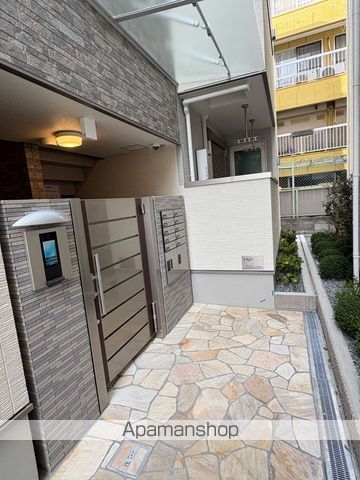 フジパレス堺香ヶ丘イーストの玄関写真