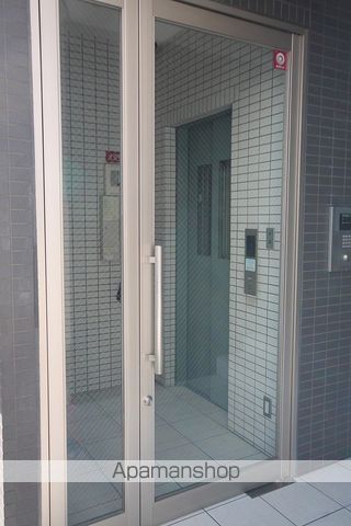 MY江之子島マンションの玄関写真