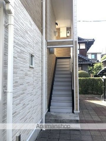 レオネクストファンシーの玄関写真