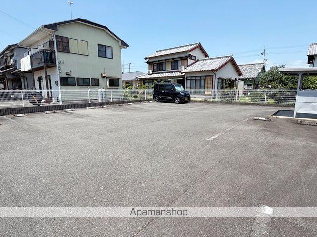 フォレストハウスIIの外観写真