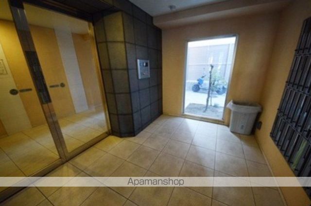 エル ヴィエント アース大森山王の玄関写真