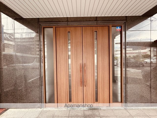 グレイシャス五日市の玄関写真