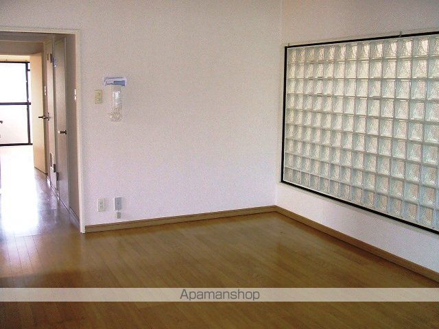 パークヒルズ小郡B棟の内装写真