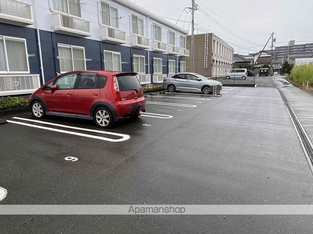 レオパレスレーブIIの外観写真