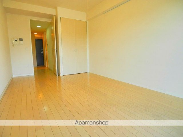 カスタリア神保町の内装写真