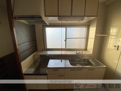 愛媛県松山市小坂５丁目[3DK/49.41m2]のキッチン