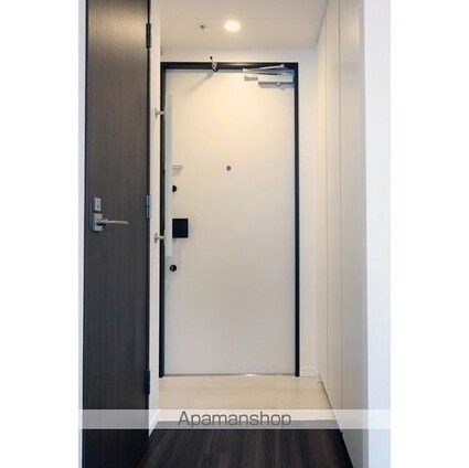 フロンティア新宿タワー[1K/30.37m2]の玄関