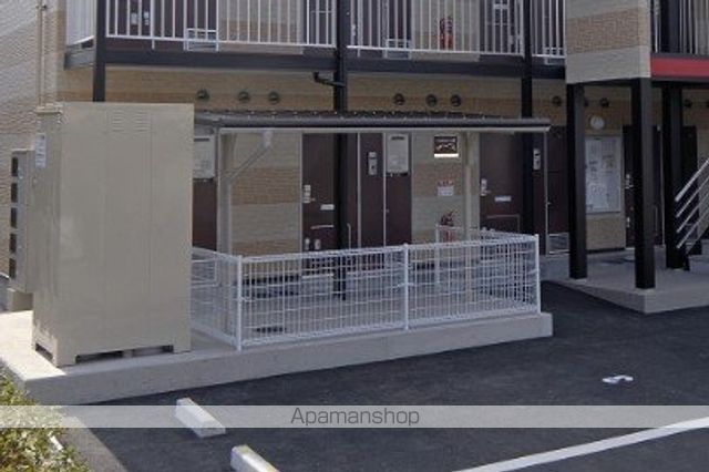 レオパレス長戸の玄関写真