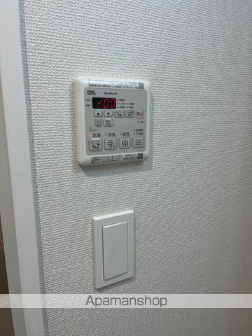 SOLメイクス新栄の内装写真