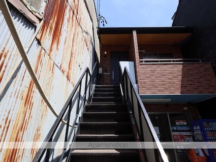 サンオレット[1LDK/58m2]のエントランス