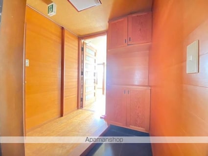 くつわ堂[3LDK/85.5m2]の玄関