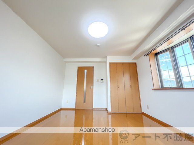 駅前マンション田窪の内装写真