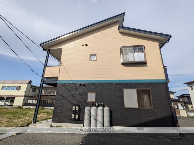 エクセレンス滝沢IIの外観写真